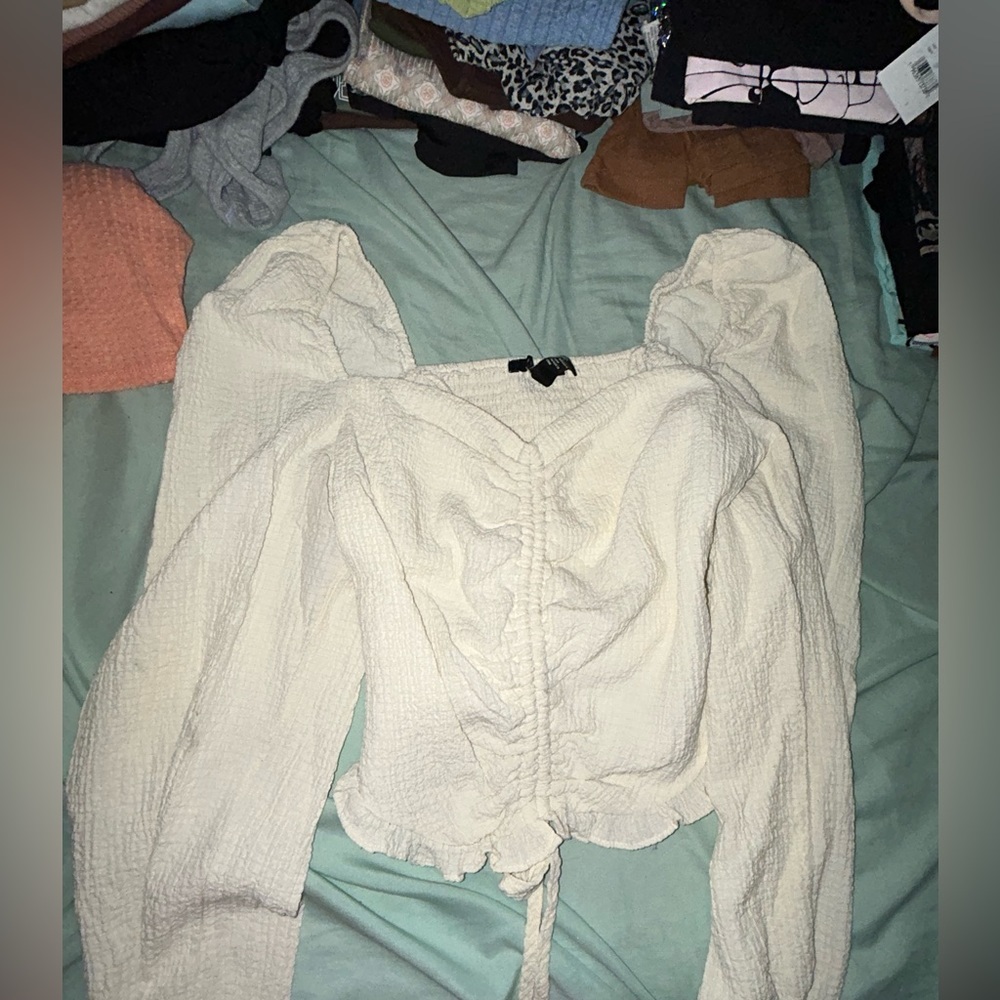 Off White Long Sleeve Crop top